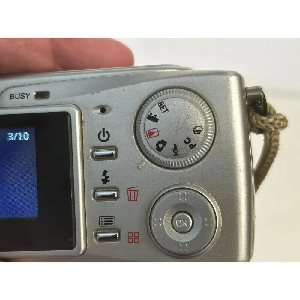 VuPoint Solutions Digital Camera 3.1 Mega Pixels Digital Zoom 4x